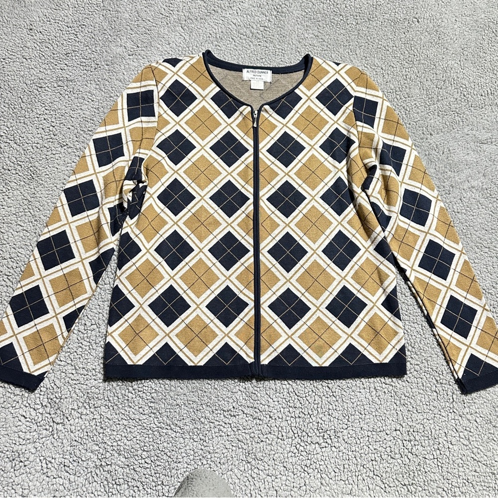 Alfred Dunner Petite Medium Argyle Zip Front Cardigan – Navy Tan Check Pattern